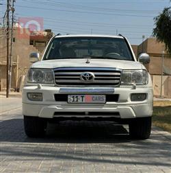 تۆیۆتا لاند کروزەر